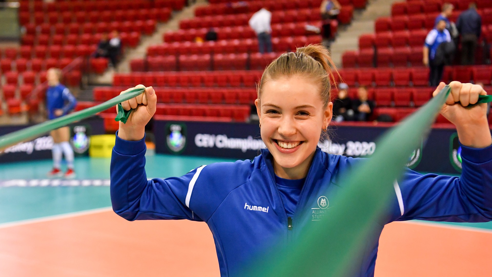 Stuttgarts Spielerinnen haben gerade gut lachen – auch Celine van Gestel. | Foto: www.tombloch.de 